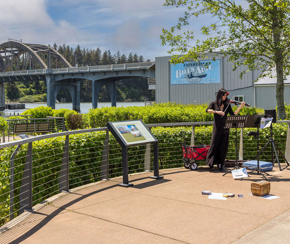 Siuslaw River Bridge Interpretive Center